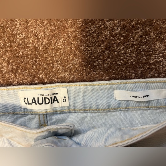 Dynamite denim. Claudia Mom Jean. Size 29(8) - Picture 4 of 5